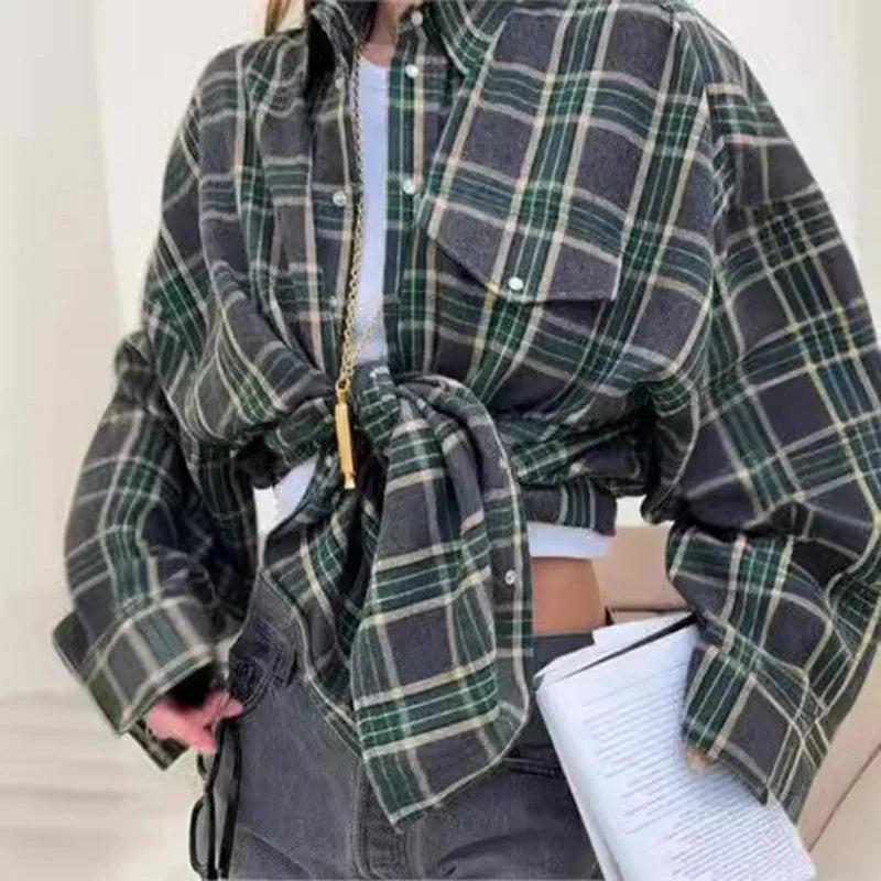 Vintage Plaid Oversized Blouse for Women Long Sleeve Lapel Shirt with Pockets Casual Streetwear Spring Summer Fashion Top