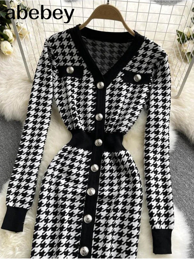 Knitted Bodycon Dress With Long Sleeve V Neck Elastic Fit