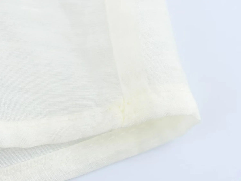 Women's Fashion V-Neck Puffy Long Sleeve Shirt with Layered Decoration and Elegant Temperament