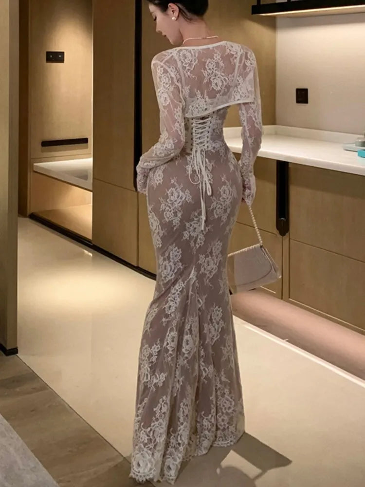 Elegant Mermaid Bandage Dress With White Lace For Wedding