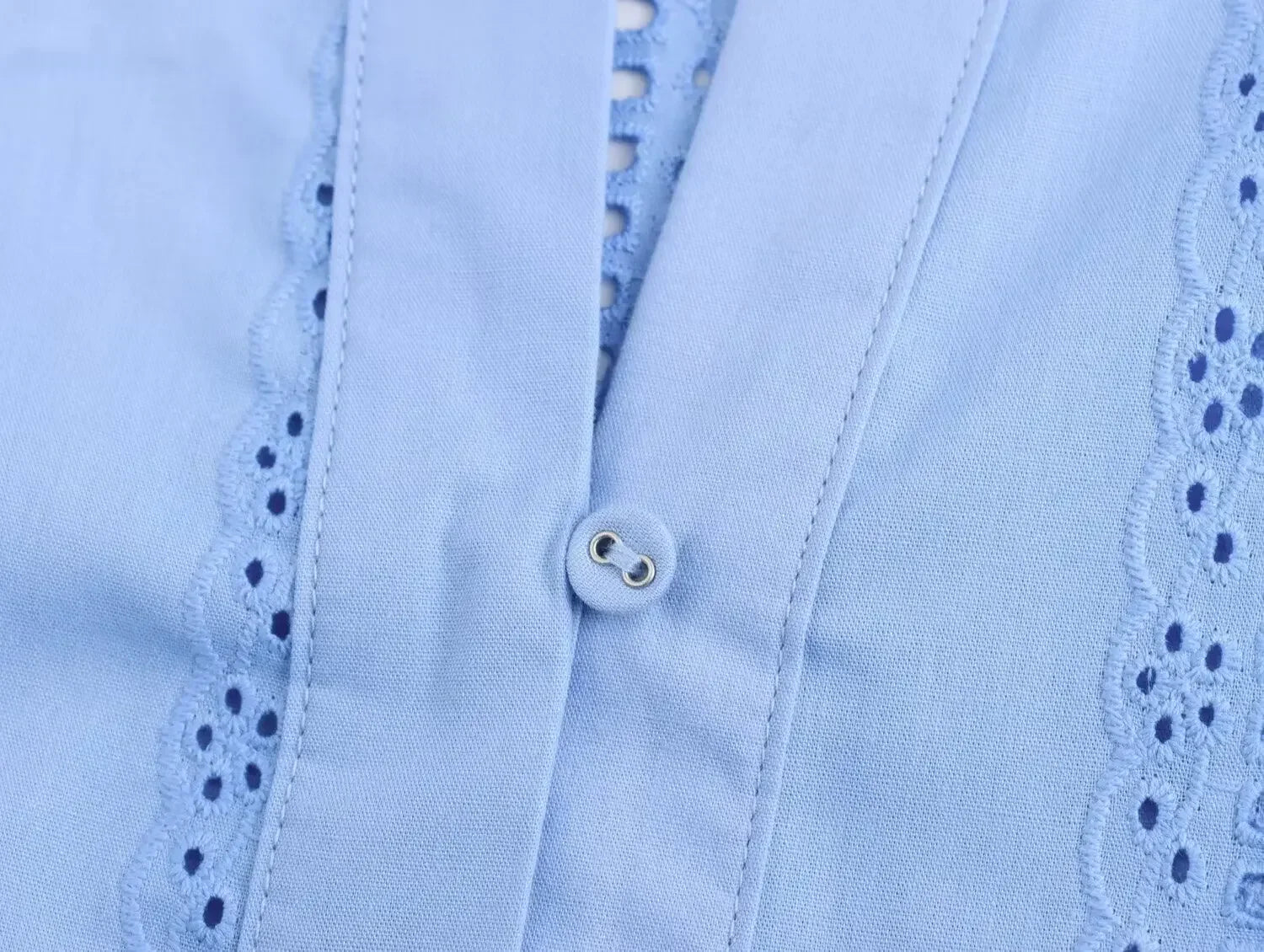 Loose Lace-Up White Shirt for Women Elegant Hollow Out Embroidered Puff Sleeve Cropped Top