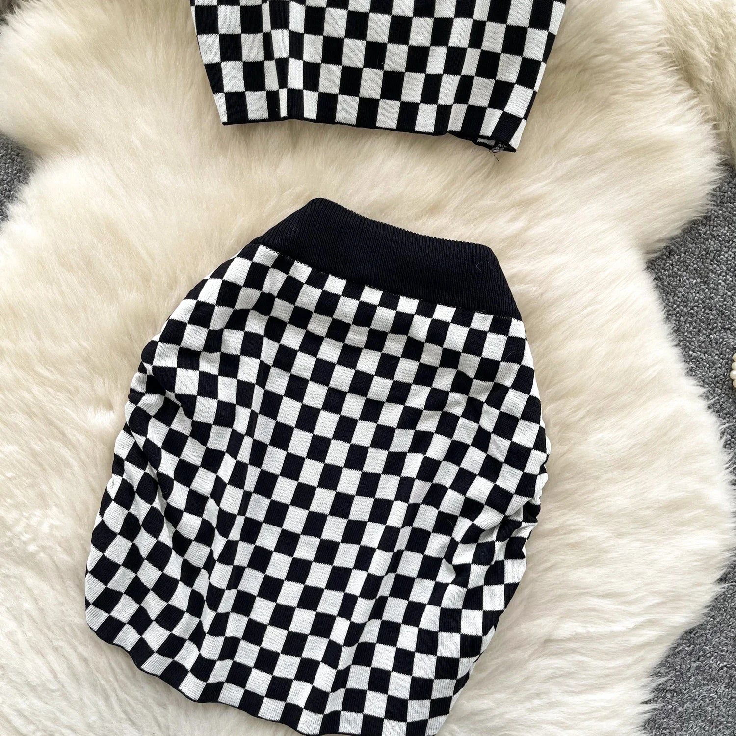 Women's Plaid Strapless Mini Top and High Waist Bodycon Skirt Set Casual Knitted Two-Piece Outfit