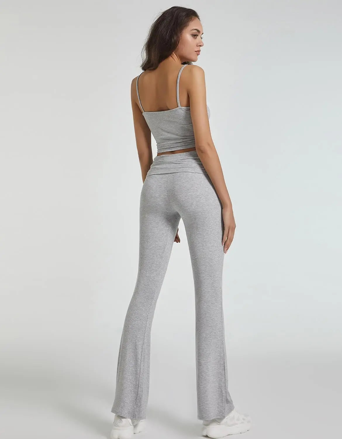 Casual Workout Two Piece Sets for Women Short Sleeve Crop Top and High Waist Flare Pants Tracksuit