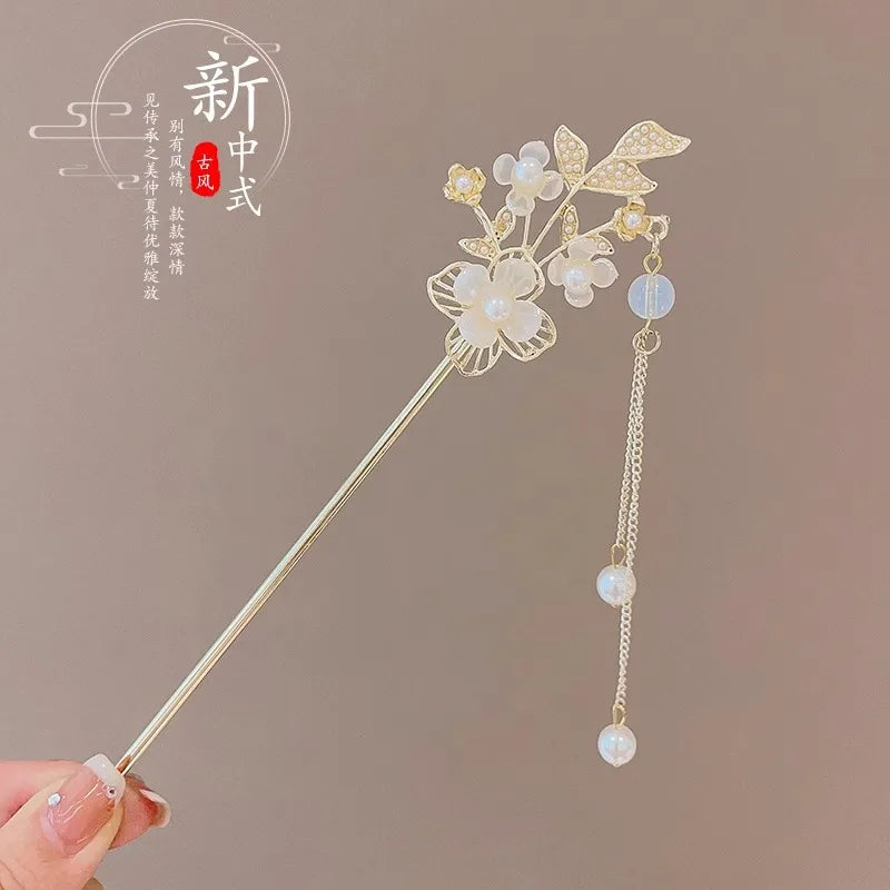 Elegant Enameled Flower Tassel Hair Clip Alloy Hairpin for Women Stylish Chinese Hair Accessory