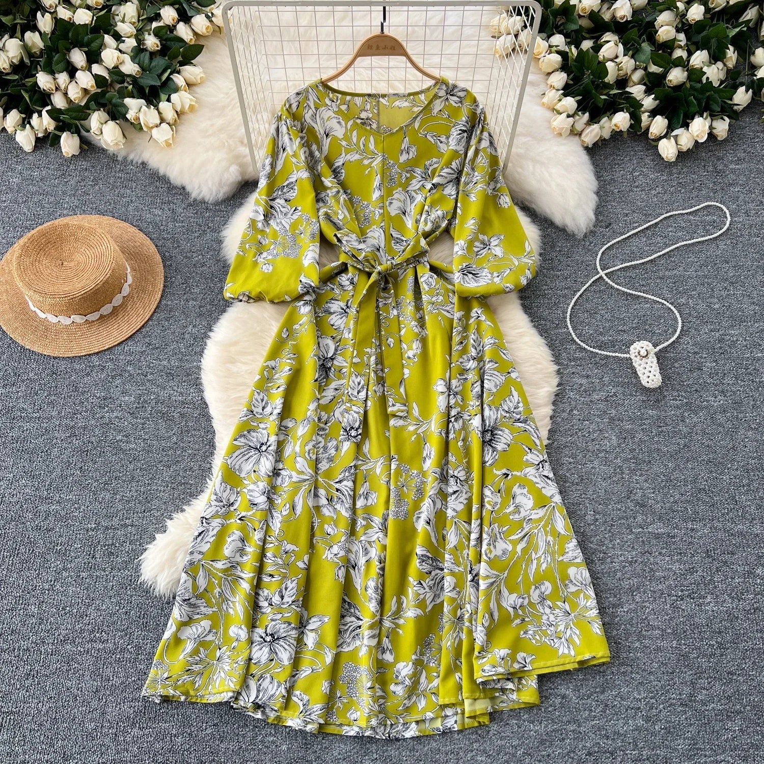 Boho Floral Print Pleated Maxi Dress With Puff Sleeves Belt