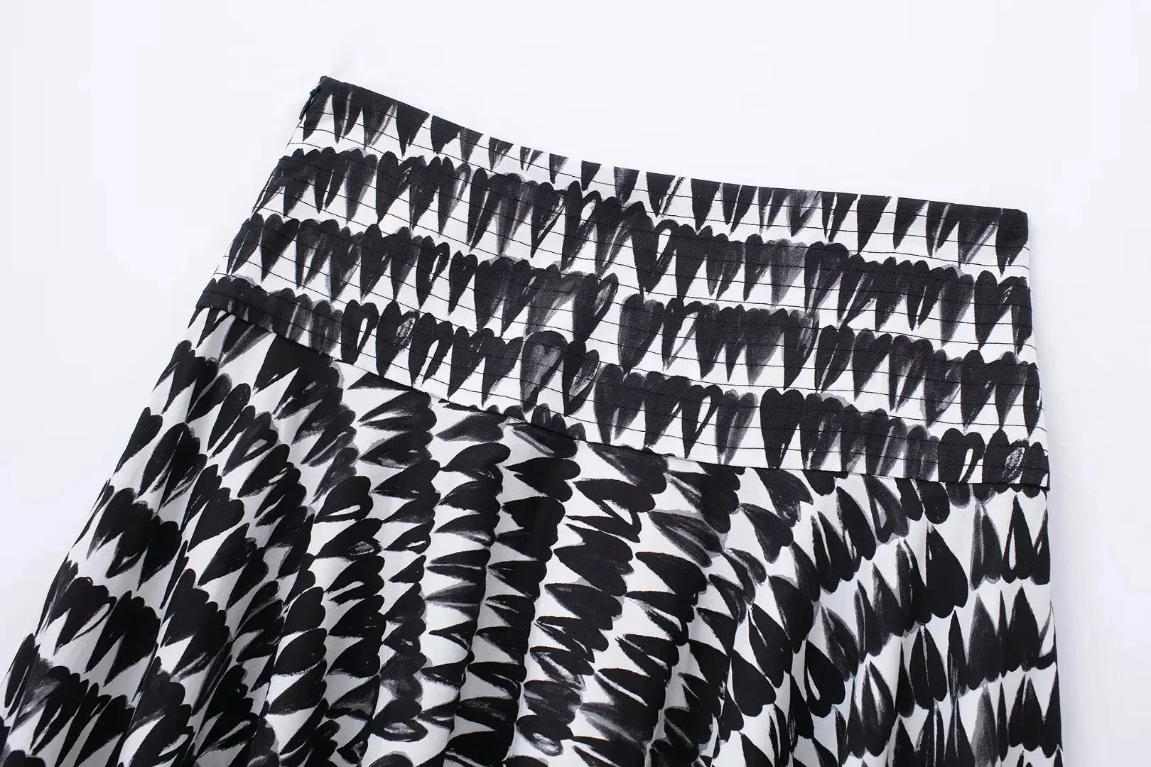 Women's Fashion Print Set Sexy Backless Sleeveless Slim Lace-Up Corset Crop Top with Elegant A-Line Pleated Midi Skirt