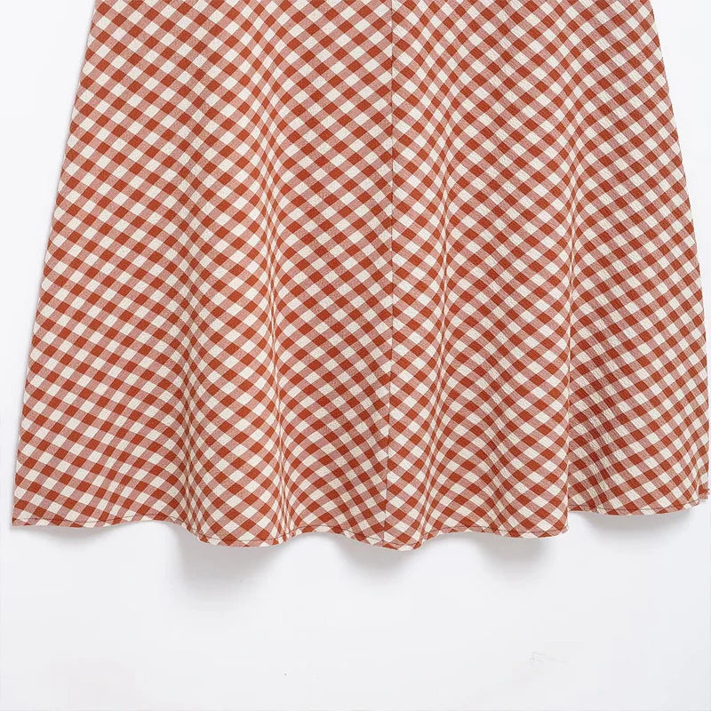 Women's Plaid Halter Crop Top with Backless Design and High Waist Vintage Maze Pattern Skirt Set