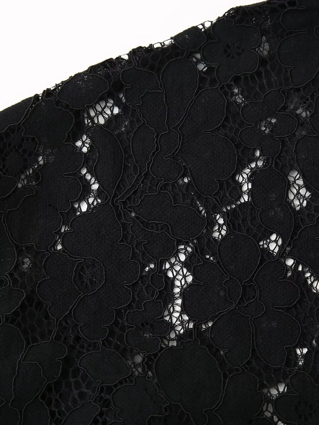 Black Lace Embroidered Short Shirt with Long Sleeves Elegant Autumn and Winter Fashion Top