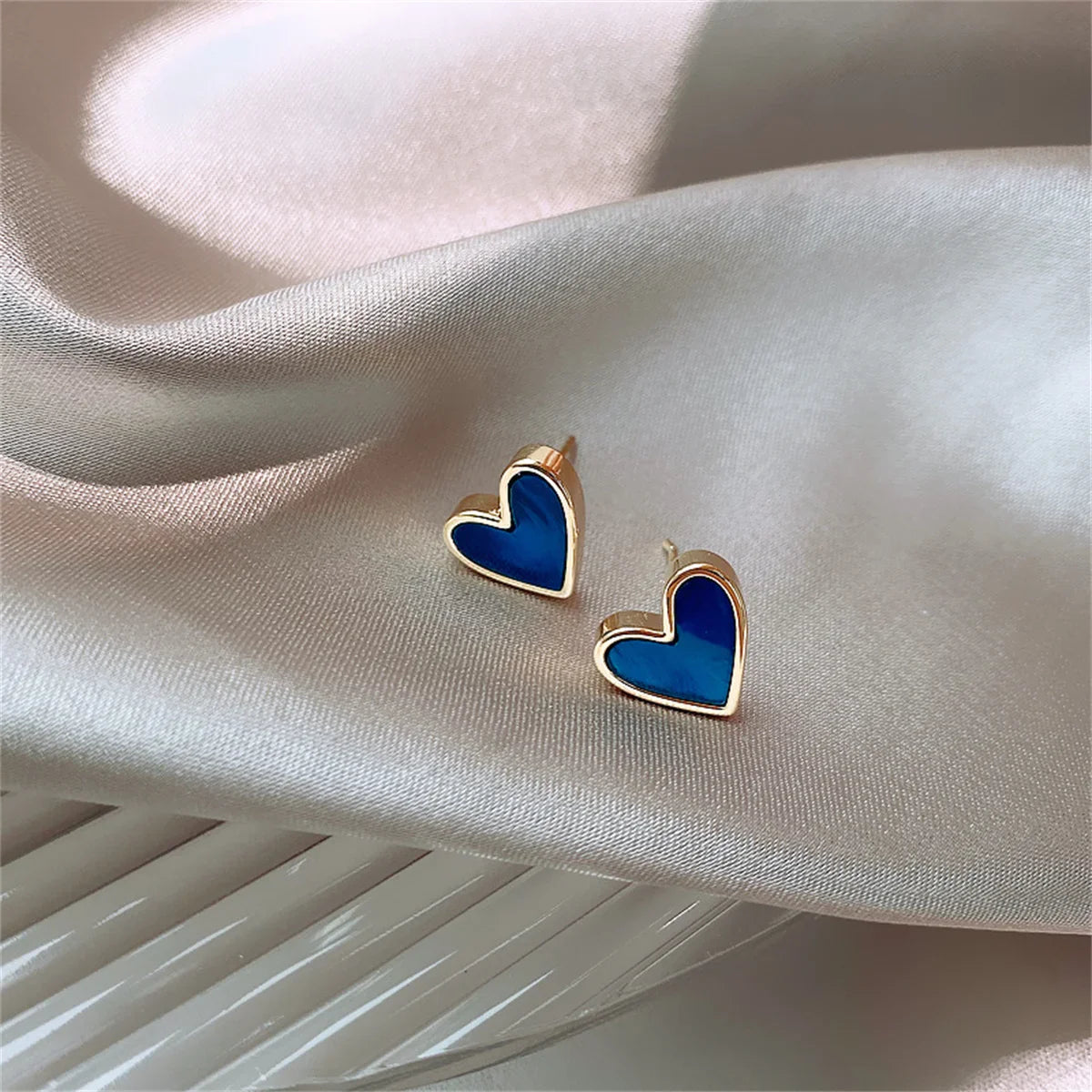 Korean Cute Heart Stud Earrings for Women with Blue Glaze Aesthetic Geometric Design Minimalist Jewelry Gift