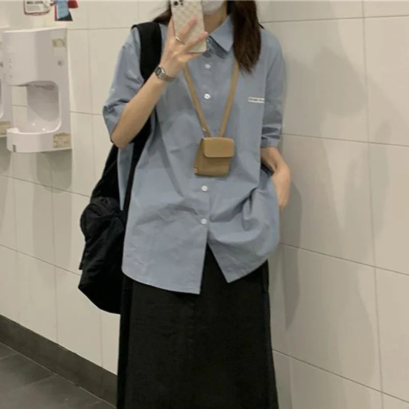 Elegant White Short Sleeve Button-Up Shirt for Women Casual Loose Fit College Style Student Top