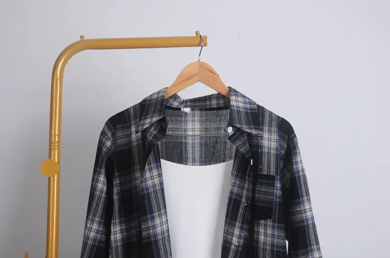 Women's Plaid Long Sleeve Shirt Vintage Button-Up Blouse Casual Lightweight Summer Top