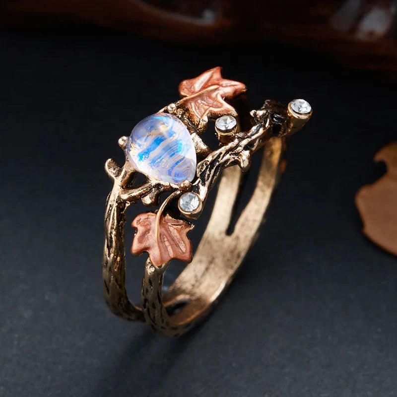 Creative Retro Maple Leaf Ring for Women Stylish Jewelry for Holiday and Valentine's Day Celebrations