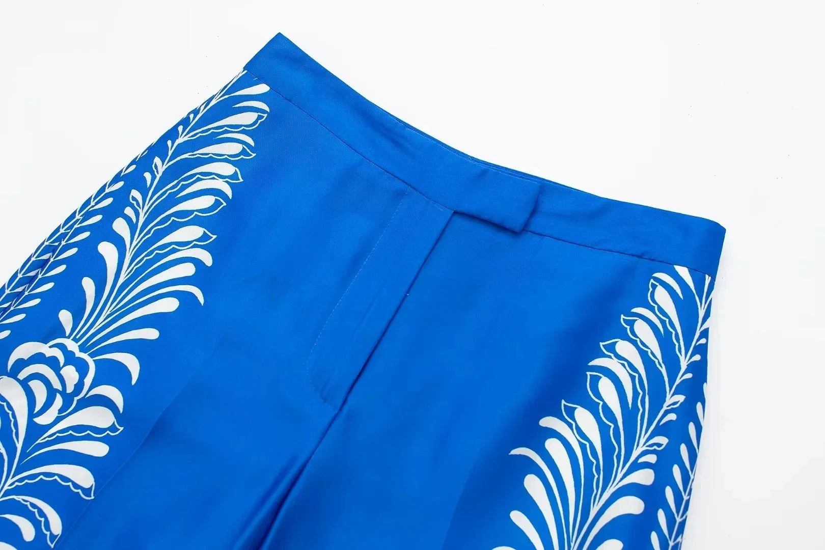 Women's Vintage Printed Casual Set with Long Sleeve Blouse and Straight Leg Pants