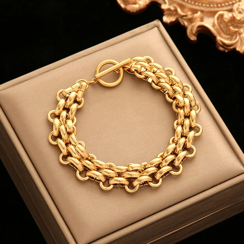 Gold Color Cuban Chain Bracelet for Women and Men - Trendy Waterproof Stainless Steel Wrist Chain Jewelry Gift for Parties