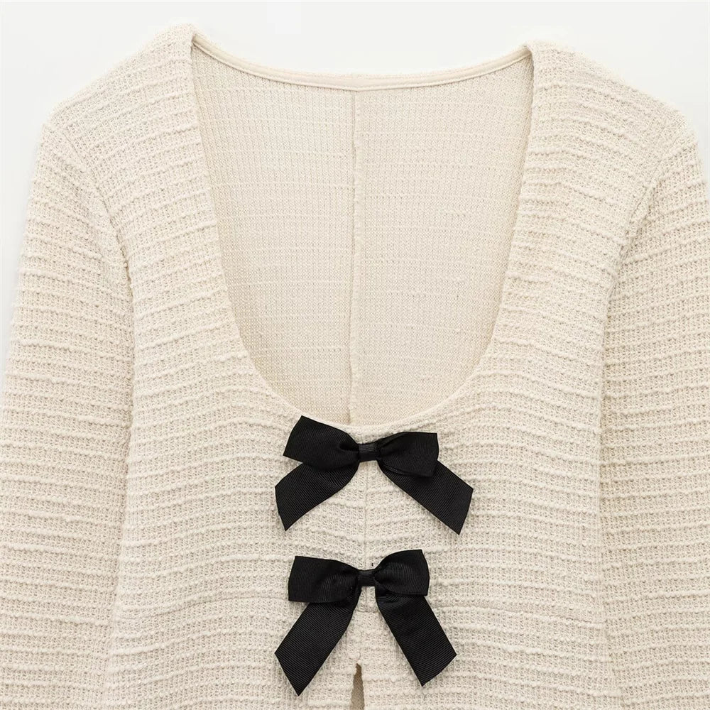 Fashionable Women's Bow Decoration Top and Slimming Texture Bell Bottom Pants Set