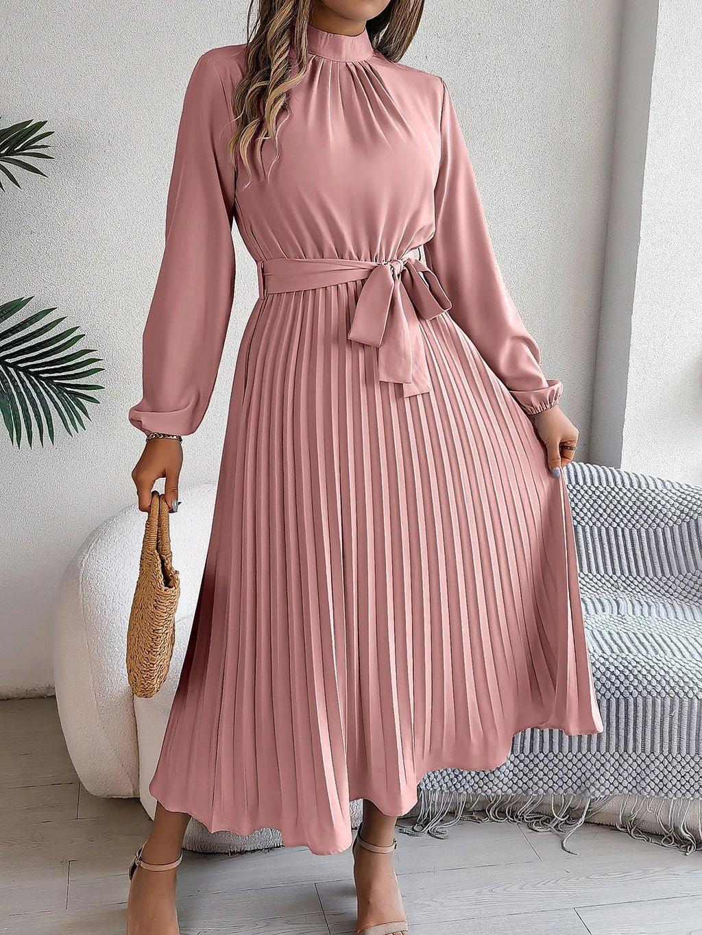 Elegant Pleated Lace Up Long Sleeve Maxi Dress For Spring