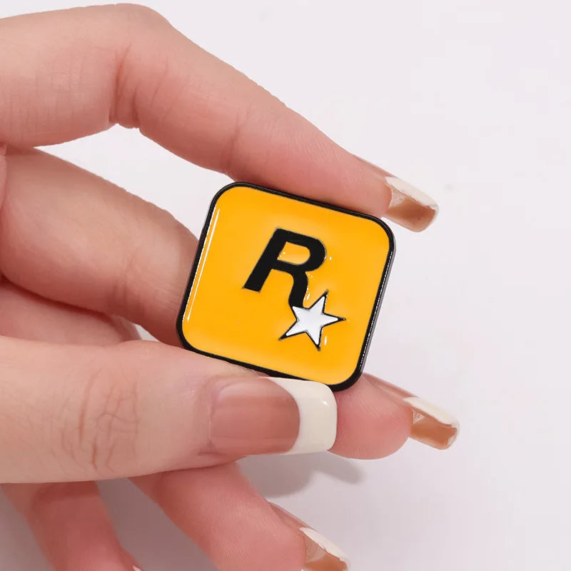 Cartoon R Star Alloy Brooch for Clothing and Bag Accessories, Exquisite Decorative Gift