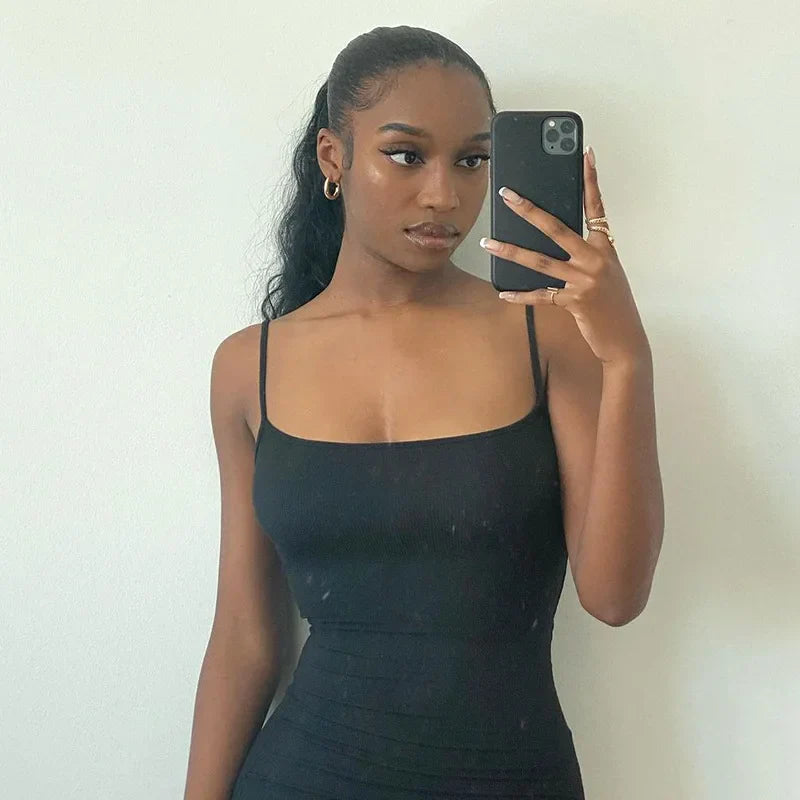 Shapewear Bodysuit for Women Buttocks Lifting and Slimming