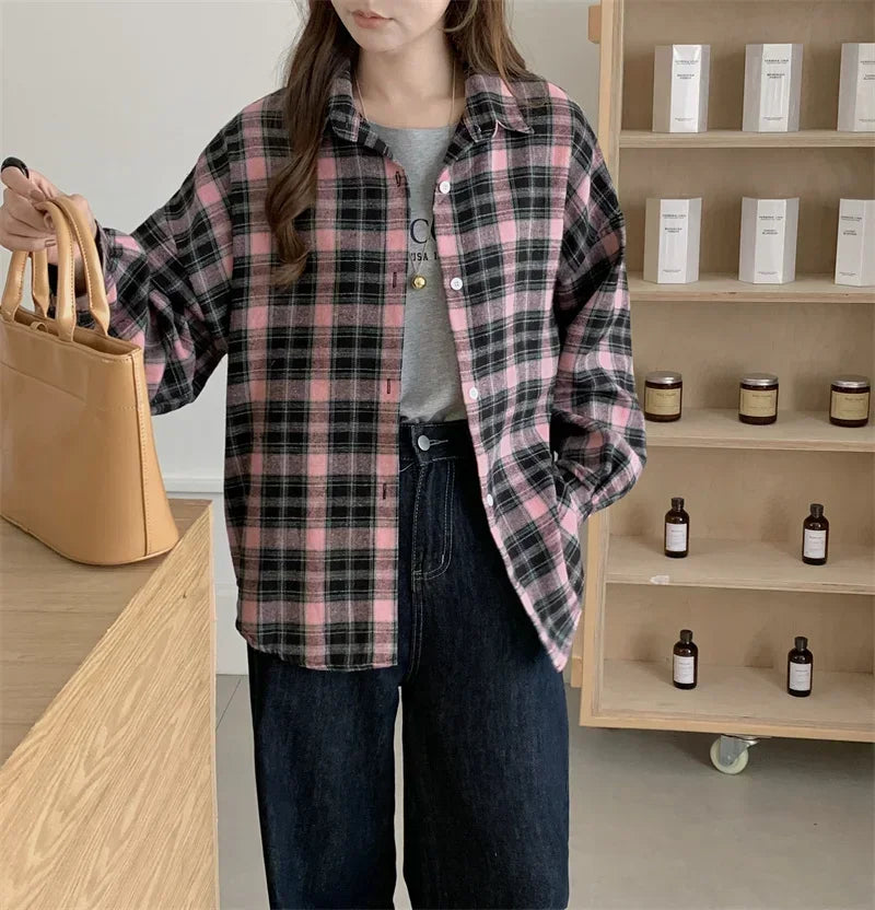 Oversized Button-Up Plaid Flannel Shirt for Women Casual Checkered Blouse Boyfriend Style Loose Fit Teen Girl Top
