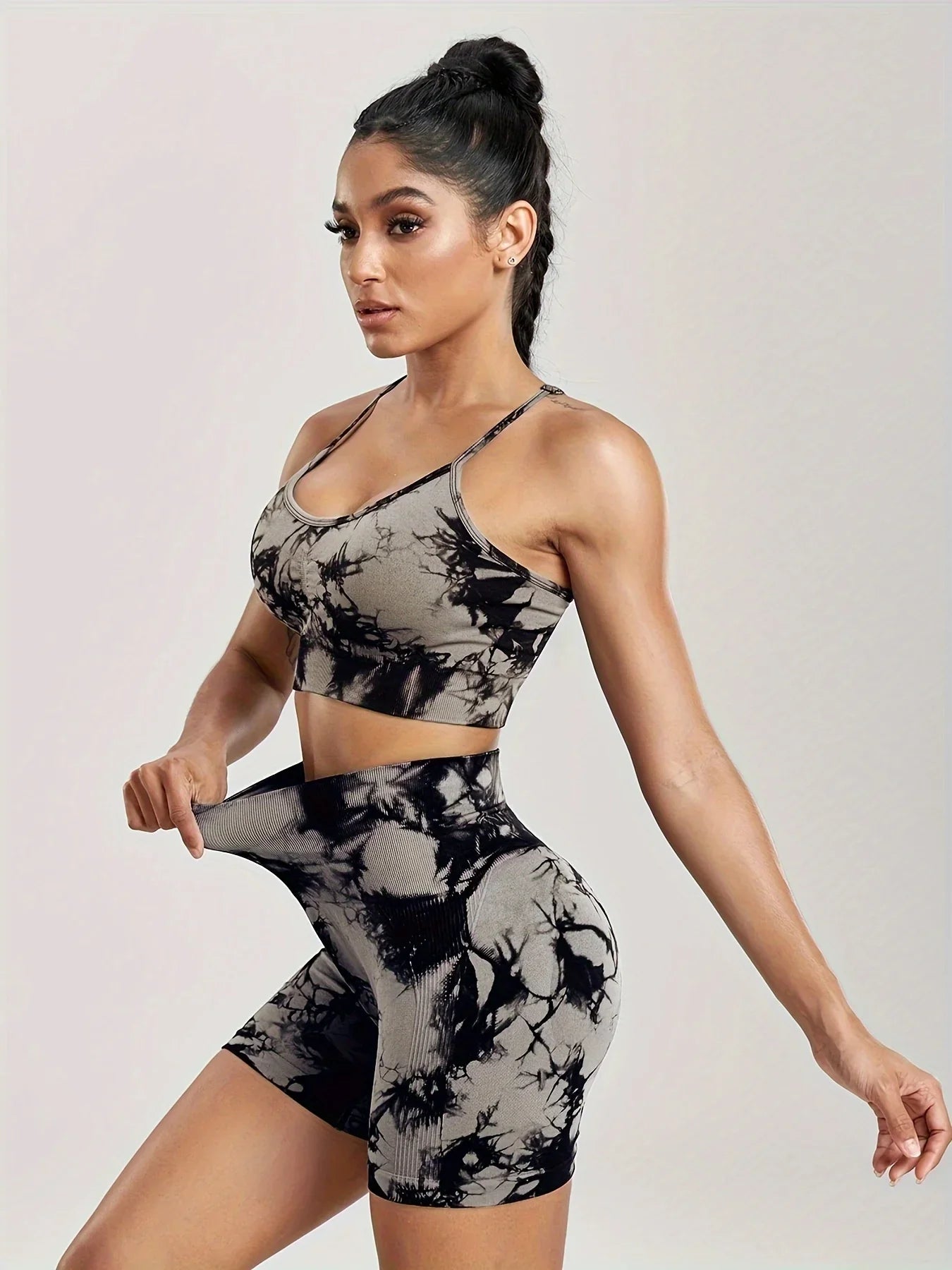 2-Piece Women Tie-Dye Sports Shorts and Crop Top Set Breathable Athletic Workout Gym Outfit Perfect for Yoga Fitness and Biking