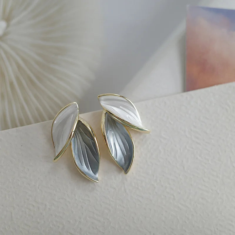 Sweet Leaf Stud Earrings for Women Fresh Blue and White Plant Ear Studs Elegant Jewelry Gift