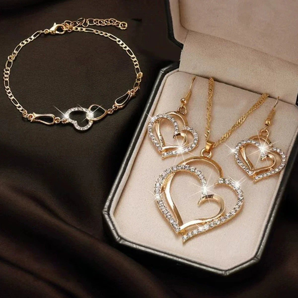 Heart Shaped Jewelry Set for Women Featuring Exquisite Earrings, Pendant, and Necklace with Rhinestone Accents