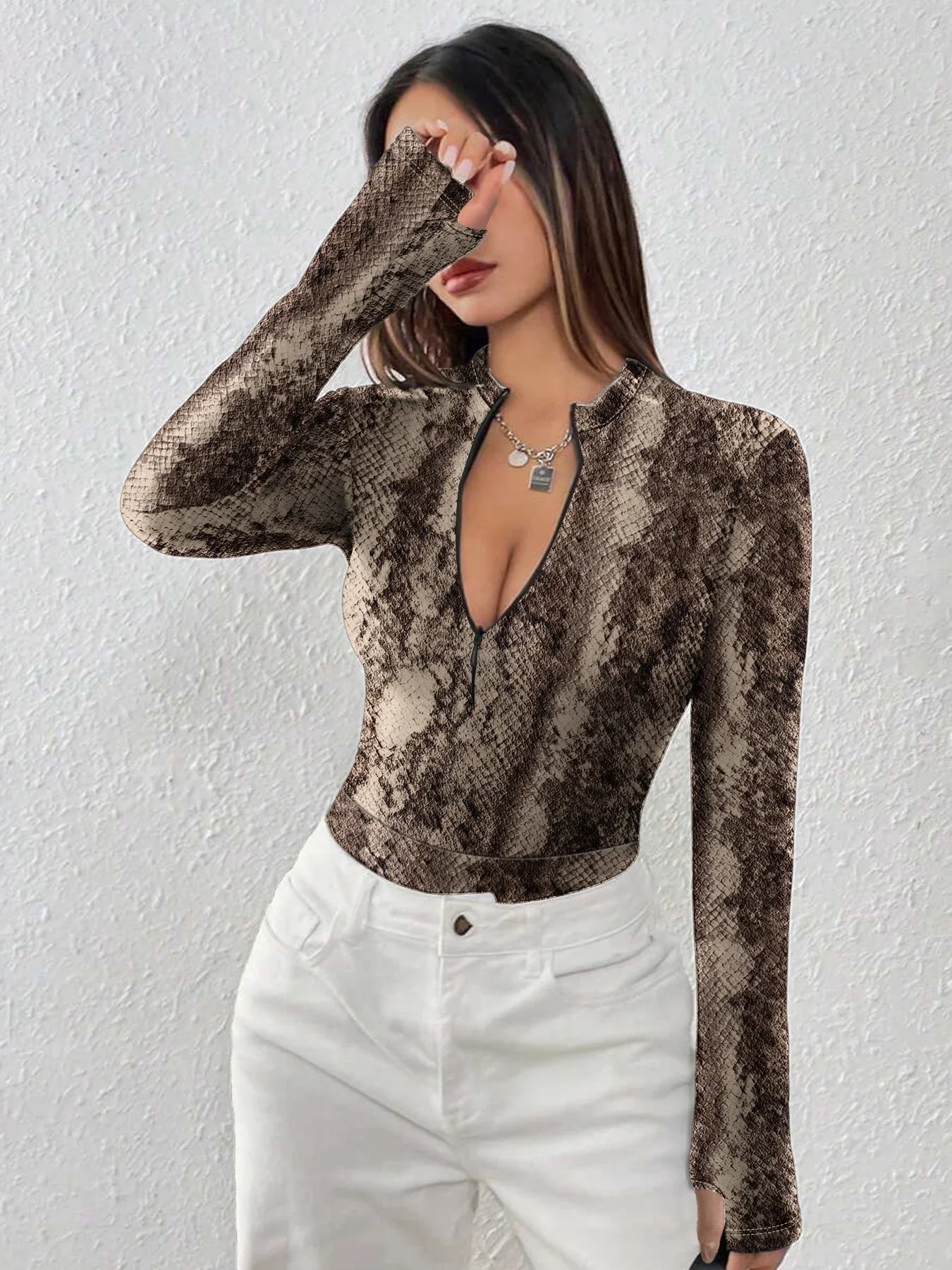 Leopard Print Jumpsuit Shorts With Long Sleeves And Zipper
