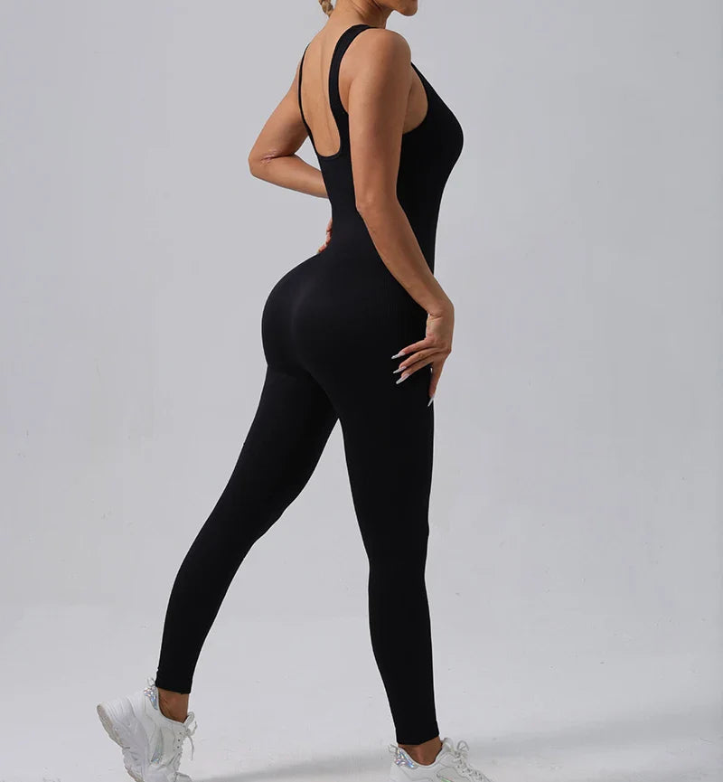 Seamless High Stretch Yoga Jumpsuit for Women Lightweight Breathable Fitness Activewear with Contouring Design and Moisture Wicking Fabric