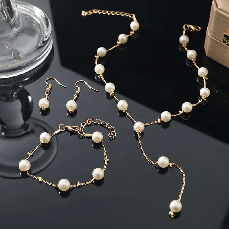 Gold-Plated Imitation Pearl Necklace Earring Bracelet Set for Ladies with Elegant Tassel Design