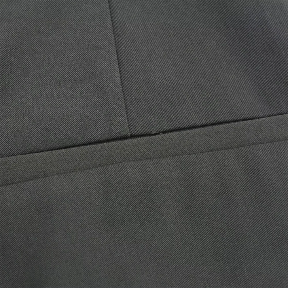 Fashionable Women's Slim Fit Vest and High Waisted Pleated Pants Set for Versatile Commuting Style