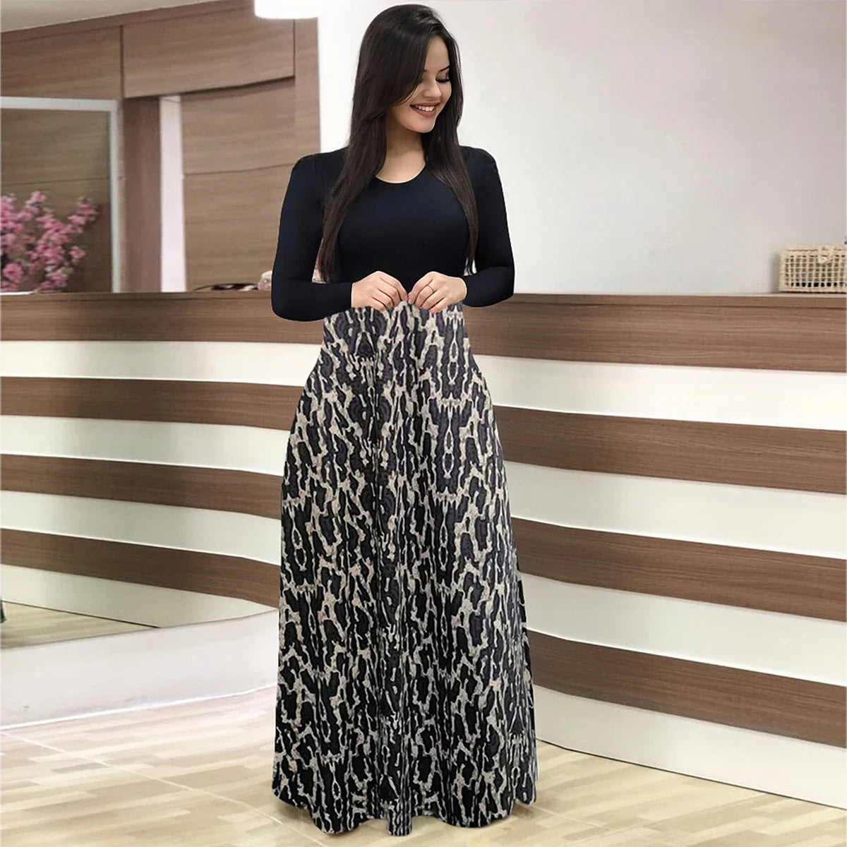 Leopard Print Crew Neck Maxi Dress With Long Sleeves