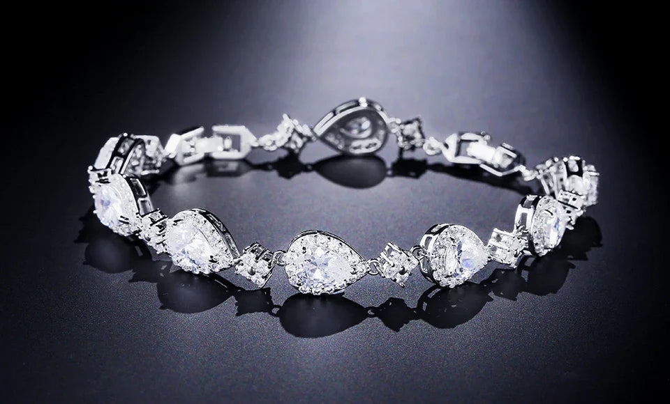 Geometric Water Drop CZ Bracelet for Women - Elegant Zircon Jewelry for Weddings and Parties
