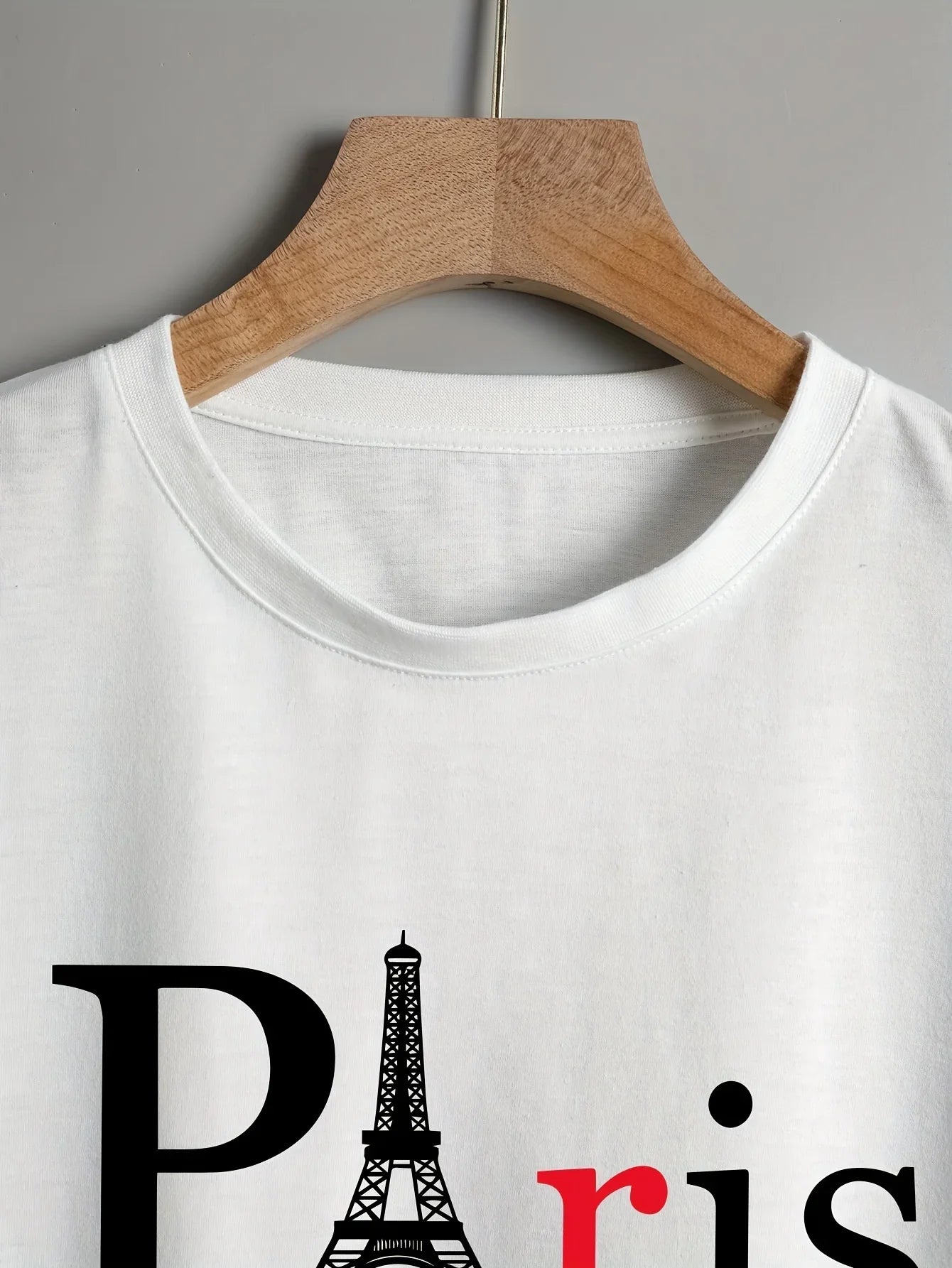 Alphabets Print Short Sleeve Crop Top with Crew Neck and Micro Elasticity for Spring Wear