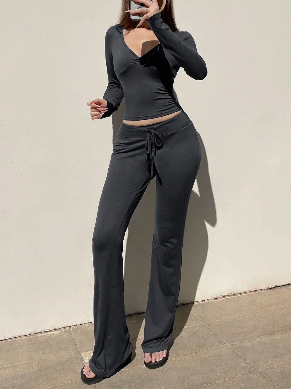 Chic Casual V-Neck Tops and Drawstring Full Length Pants Women's Slim Outfit Set