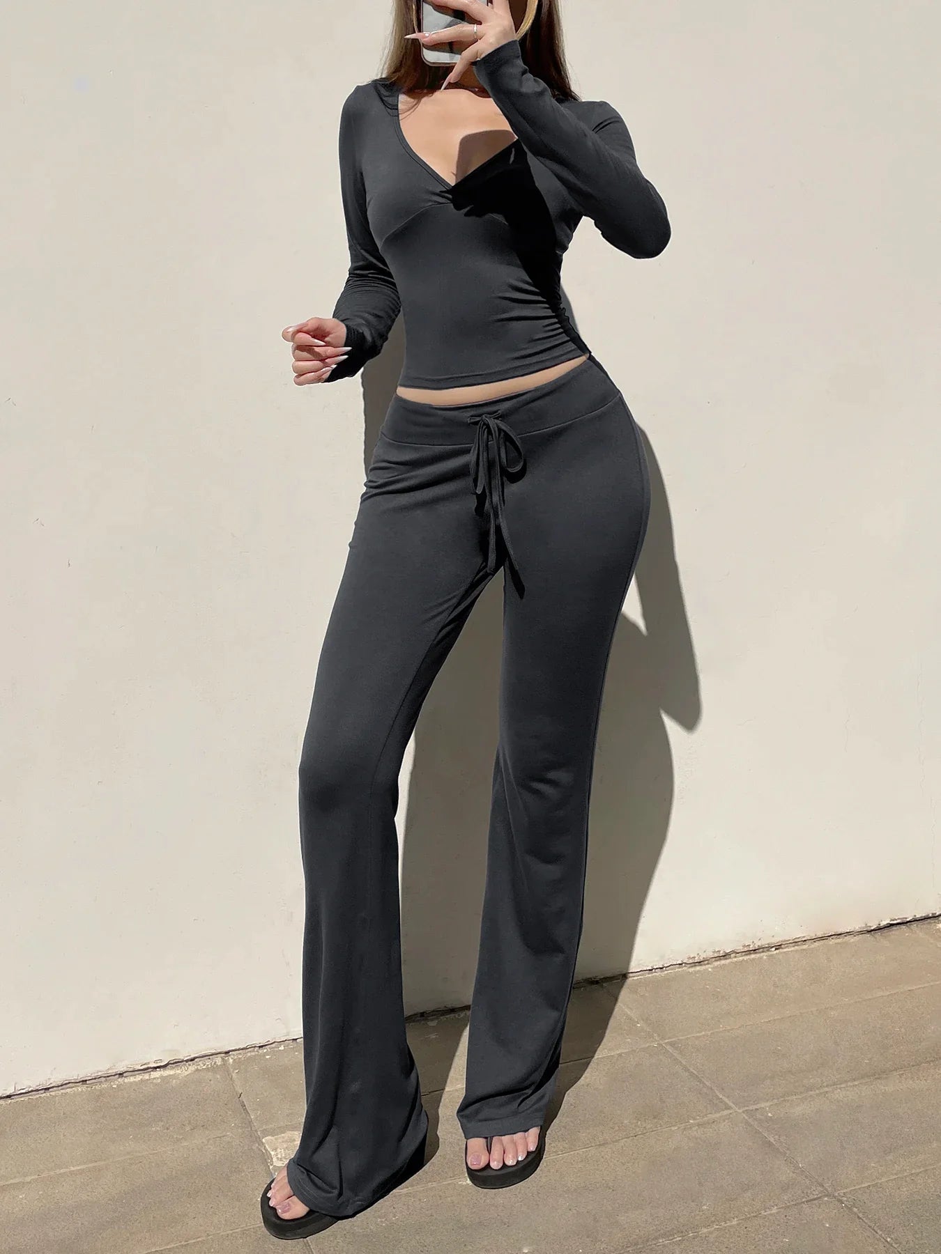 Chic Casual V-Neck Tops and Drawstring Full Length Pants Women's Slim Outfit Set