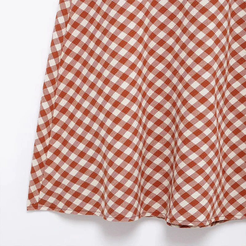 Women's Plaid Halter Crop Top with Backless Design and High Waist Vintage Maze Pattern Skirt Set