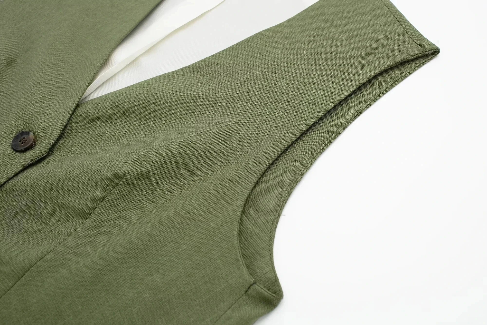 Casual Linen Sleeveless V-Neck Vest for Women Single Breasted Office Fashion Lightweight Linen Top