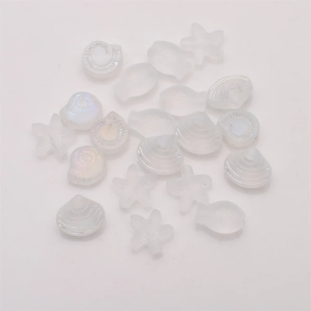 20 Pieces Mixed Shape Crystal Glass Beads for DIY Jewelry Making Including Starfish Snail Shell and Small Fish