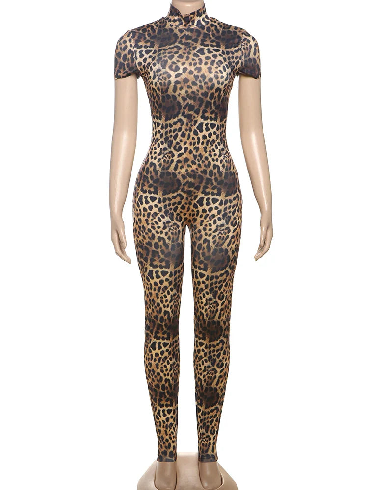 Sporty Backless Jumpsuit for Women with Peach Buttocks Design Short Sleeve Fitness Overalls Summer Casual Street Workout Apparel