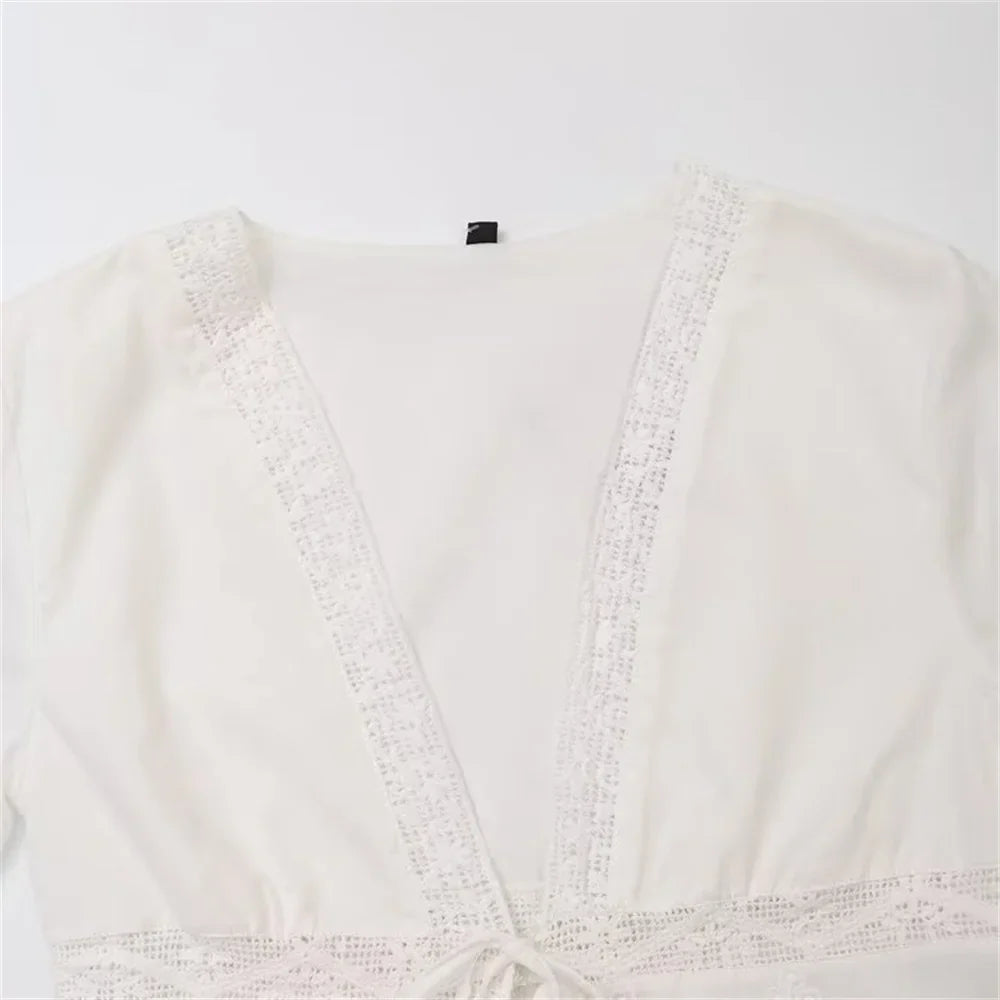White Embroidered Shirt with Elegant French Bow Detail Slim Fit Three-Dimensional Styling Casual and Business Wear