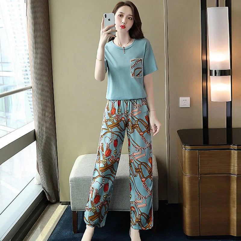 Women's Plus Size Two Piece Suit Set with Short Sleeve Tops and Wide Leg Pants for Casual Summer Fashion