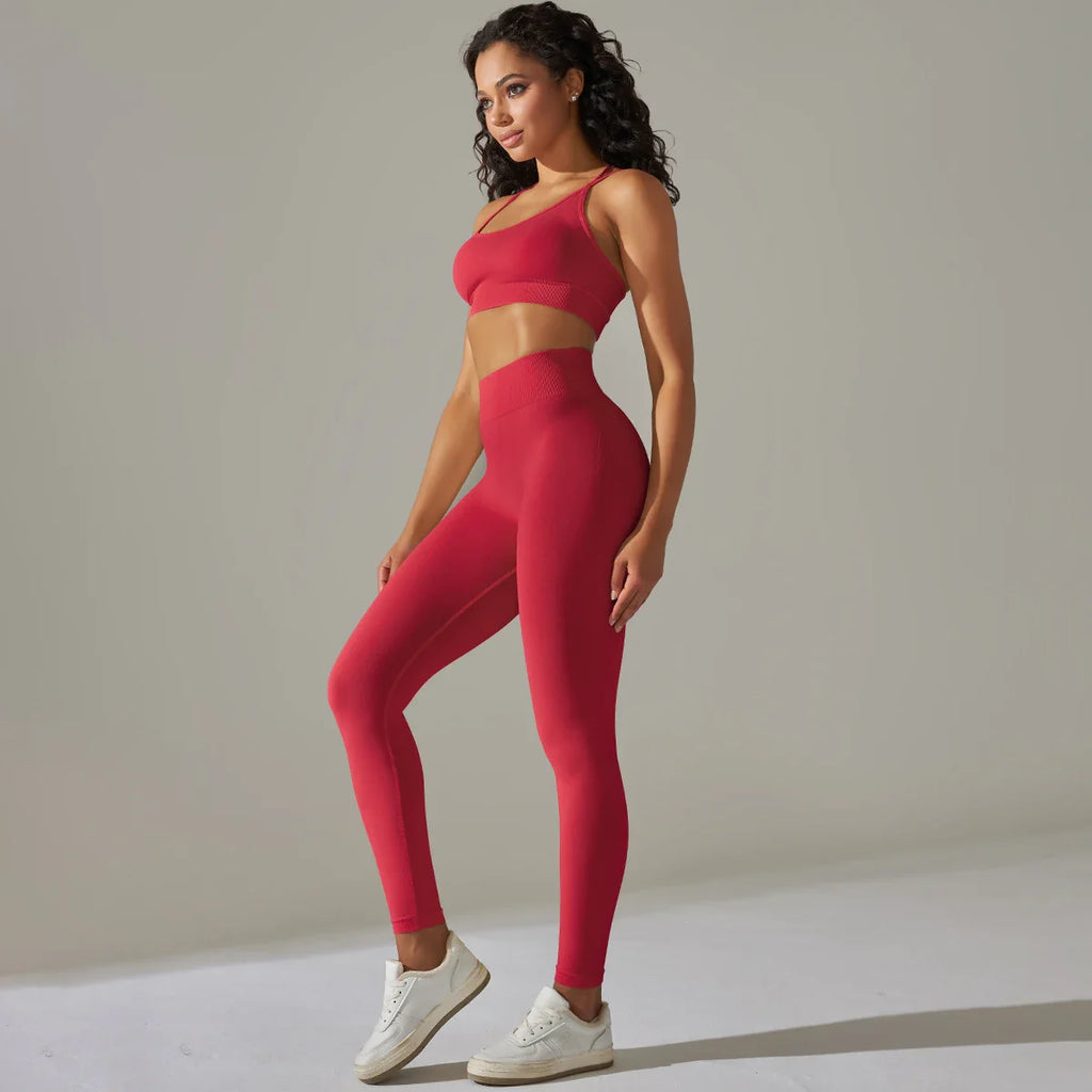 Women Yoga Set Seamless Sports Bra and Leggings for Gym Fitness and Workouts