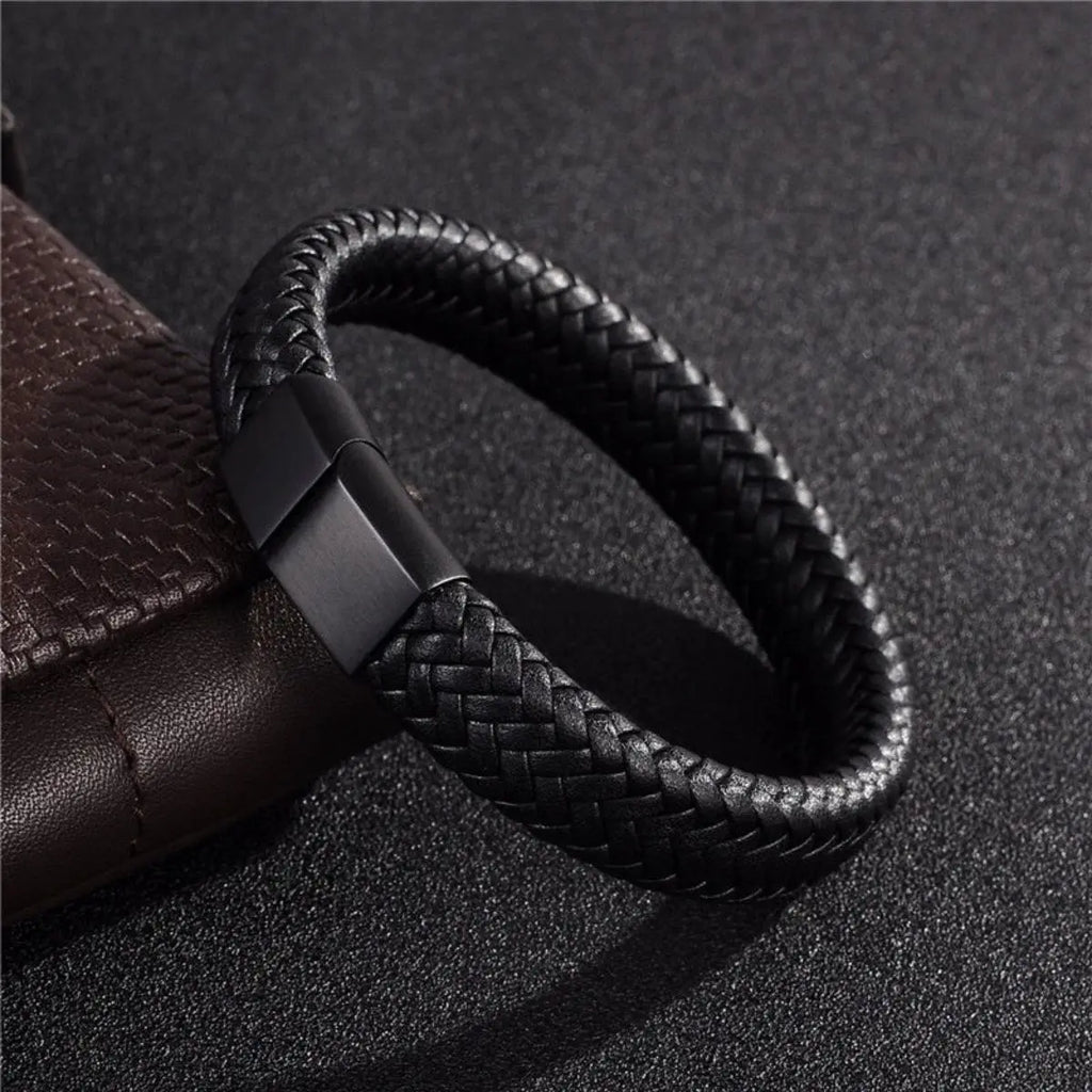 Retro Men's Leather Open Bangle Bracelet, Stylish Multi-Size Woven Leather Hand Rope for Outdoor Sports and Stress Relief