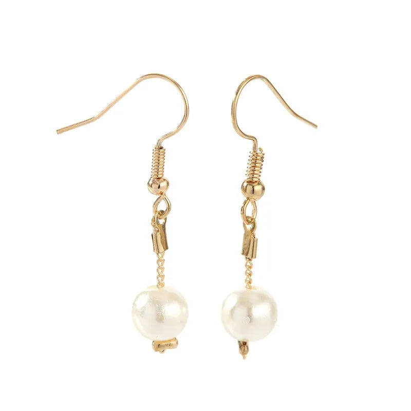 Gold-Plated Imitation Pearl Necklace Earring Bracelet Set for Ladies with Elegant Tassel Design