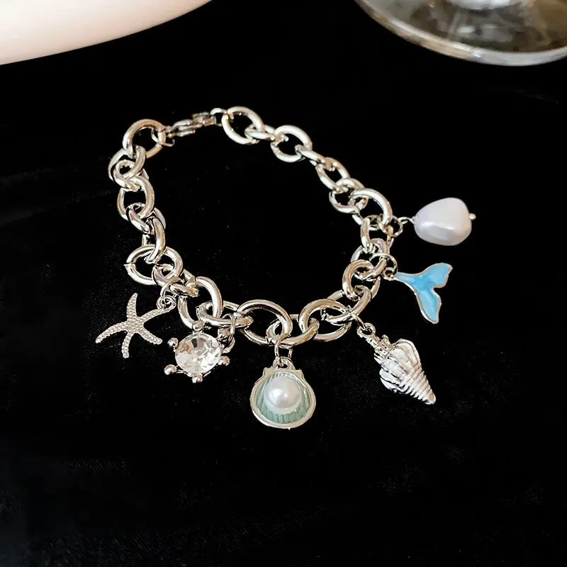 Starfish Shell Conch Bracelet with Imitation Pearl and Gold Color Chain for Women Ocean Inspired Summer Beach Jewelry