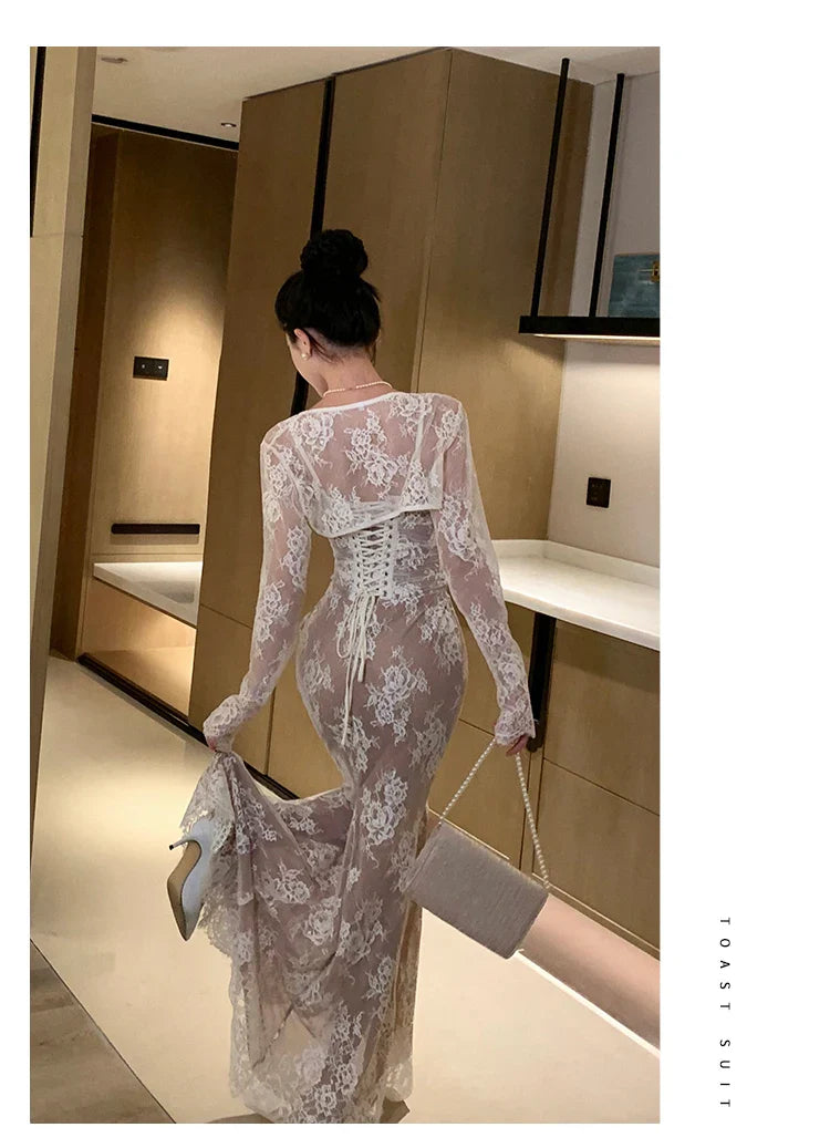 Elegant Mermaid Bandage Dress With White Lace For Wedding