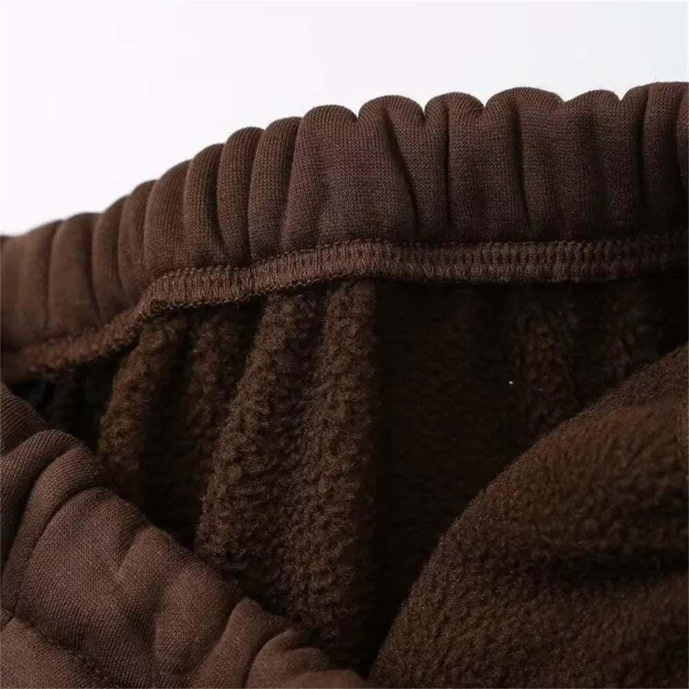 Fashionable Women's Casual Sportswear Jacket and Wide Leg Pants Set with Zipper Decoration