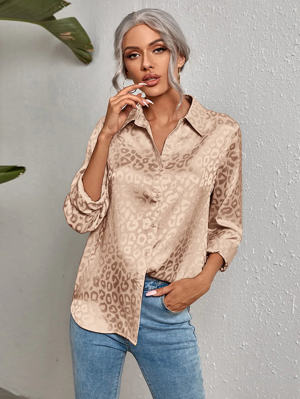 Elegant Long Sleeve Leopard Jacquard Blouse for Women with Turn Down Collar and Button Front Office Shirt Autumn Spring Fashion Top