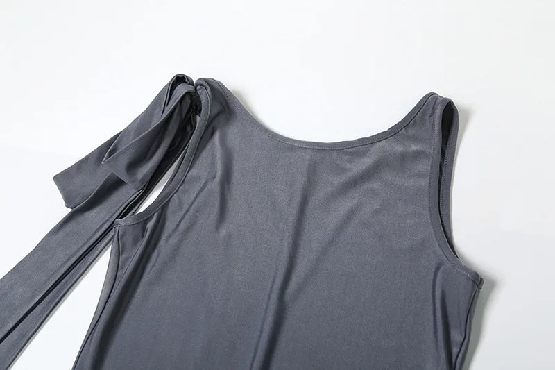 Slim Fit Sexy Jumpsuit with One-Shoulder Design and Trendy Streetwear Vibes for Women