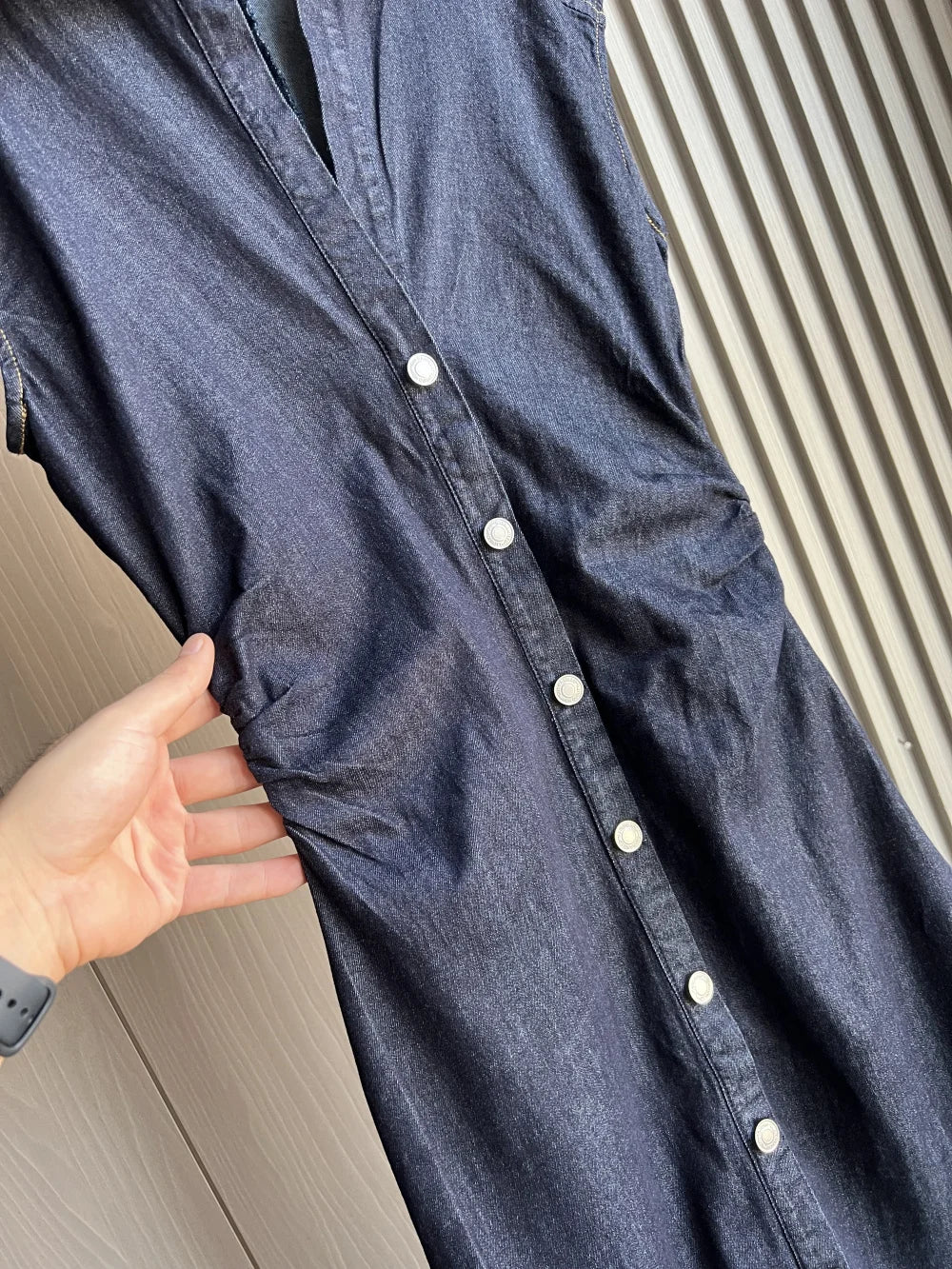 Fitted Denim Midi Shirt Dress With V Neck Long Sleeve